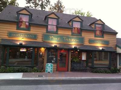 Pine Tavern Restaurant, Bend