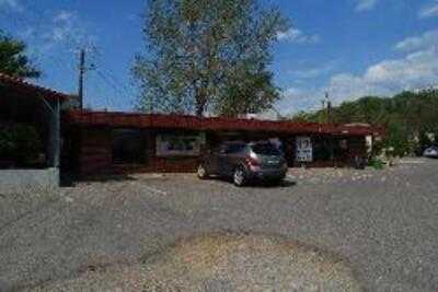 12 Bones Smokehouse River