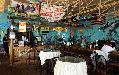 Ocean Alley Restaurant & Beach Bar