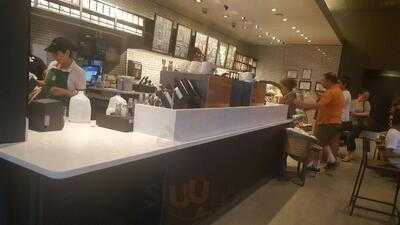 Starbucks Cafe