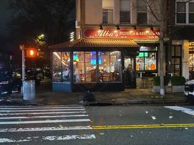 Alba's Restaurant & Pizza, Astoria