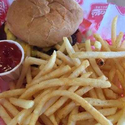 Freddy's Frozen Custard & Steakburgers