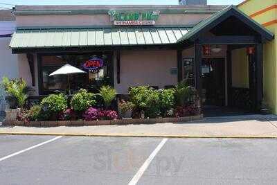 Island Pho, Saint Simons Island