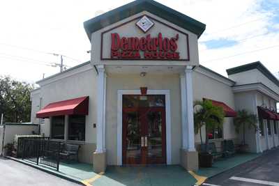 Demetrios' Pizza House