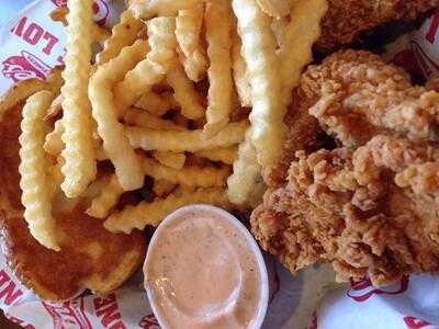 Raising Cane's Chicken Fingers, Beaumont