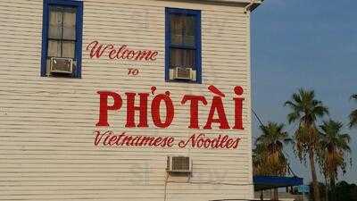 Pho Tai