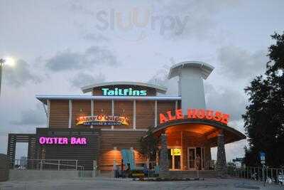 Tailfins Waterfront Grill