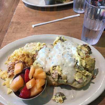 The Toasted Yolk Cafe, Sugar Land