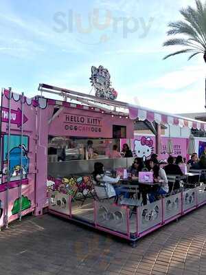 Hello Kitty Grand Cafe, Irvine