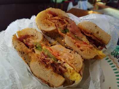 Bruegger's Bagels, Santa Ana