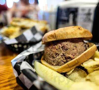 Poor Richard's Sandwich Shop, Manteo