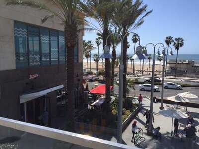 Old Crow Smokehouse, Huntington Beach