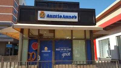 Auntie Anne's Soft Pretzels, Yonkers