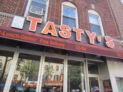 Tastys Diner, Astoria