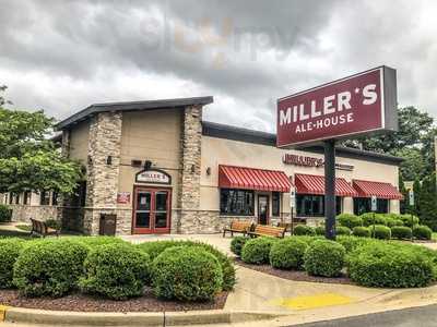 Miller's Ale House - Rockville