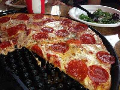 Gina's Pizza & Pastaria