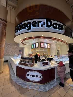 Haagen Dazs, Woodbridge