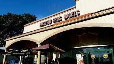 Einstein Bros. Bagels, Hollywood