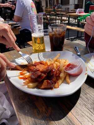 Biergarten At Old World Hb