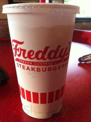 Freddy's Frozen Custard & Steakburgers, Gilbert