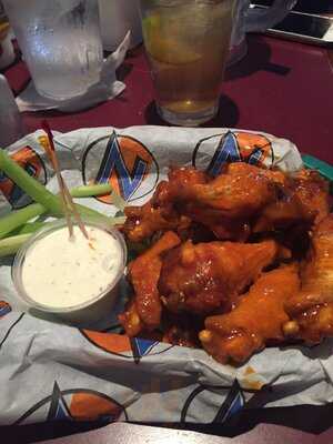 Zipps Sports Grill