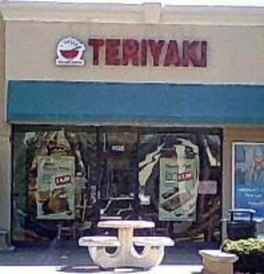 Yogis Teriyaki, Tustin