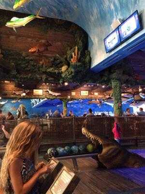 Uncle Buck's Fish Bowl And Grill