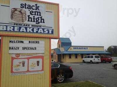 Stack 'em High Pancakes Kitty Hawk