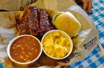 Dickey's Barbecue Pit, San Luis Obispo