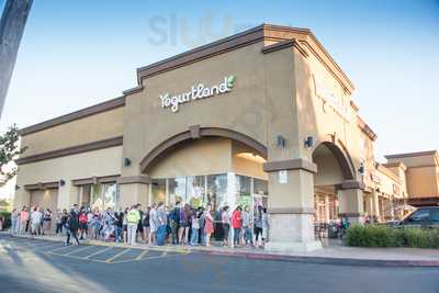 Yogurtland, Santa Ana