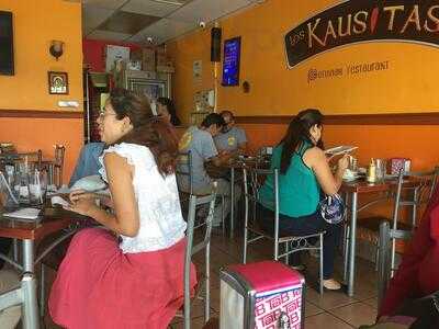 Los Kausitas, Hollywood