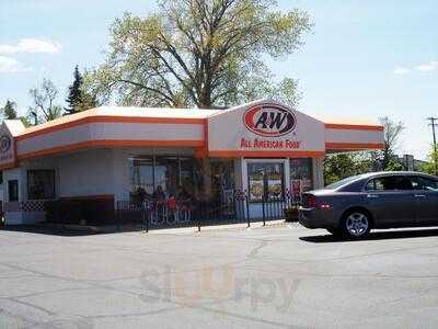 A&W Restaurant, Lansing