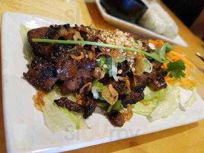 Pholuscious Vietnamese Noodles and Grill, Rockville