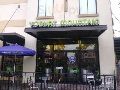 Yogurt Mountain, Lakeland