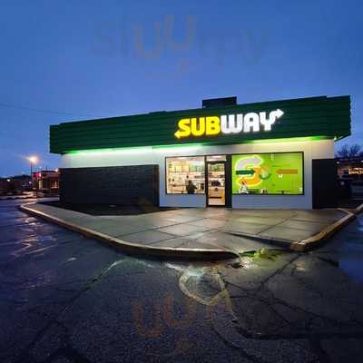 Subway, Lansing