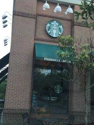 Starbucks, Mount Pleasant