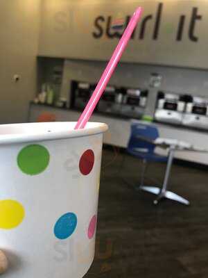 Swirl It Self Serve Frozen Yogurt, Gilbert