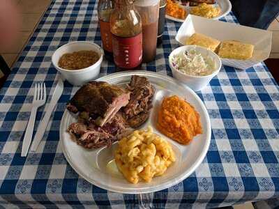 Charlotte-Rose's Carolina BBQ, Bountiful