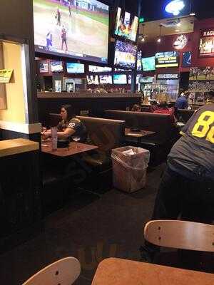 Buffalo Wild Wings, Lafayette