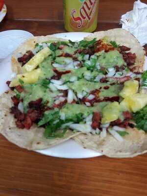 Tacos Y Birria El Guerro, Santa Ana