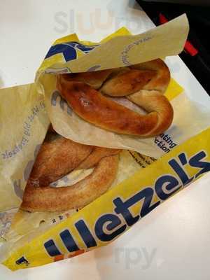 Wetzel's Pretzels, Bethesda