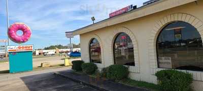 Homecut Donuts & Kolaches, Lafayette