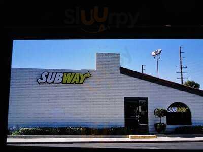 Subway, Santa Ana