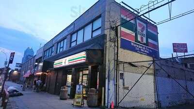 7-Eleven, Long Island City