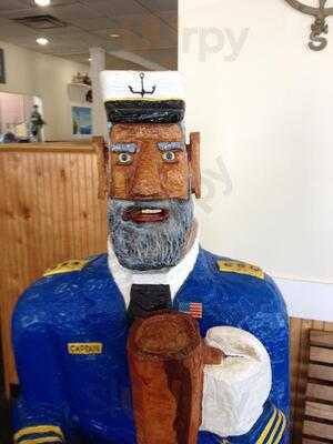 Harbor Inn Seafood Restaurant