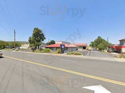 Slick's Que Co, Bend