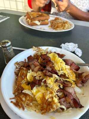 Waffle House, Pensacola