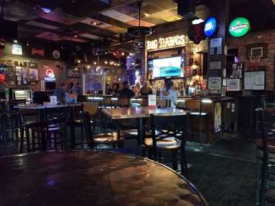 Big Dawg's Sports Cafe, Pembroke Pines