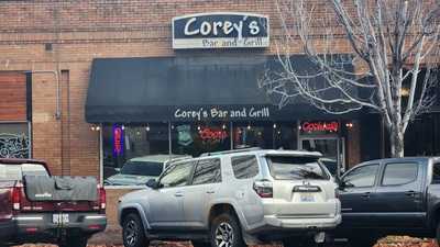 Corey's Bar & Grill, Bend