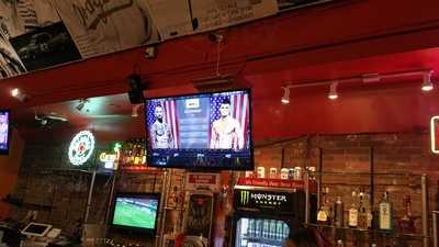 Breakaway Sports Bar, Santa Ana